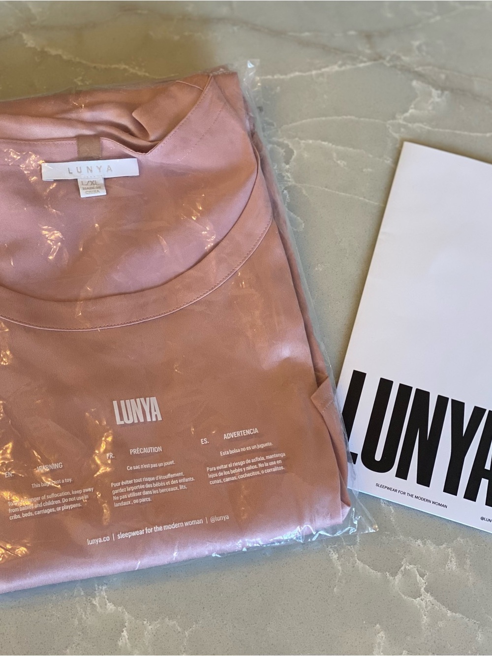 lunya washable silk tee set in serene pink